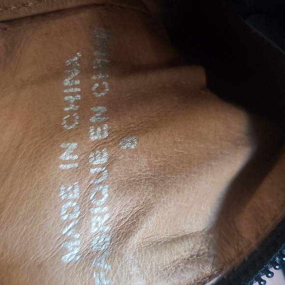 Jeffrey Campbell Black Embossed Leather Ankle Boots Women’s - Picture 7 of 7